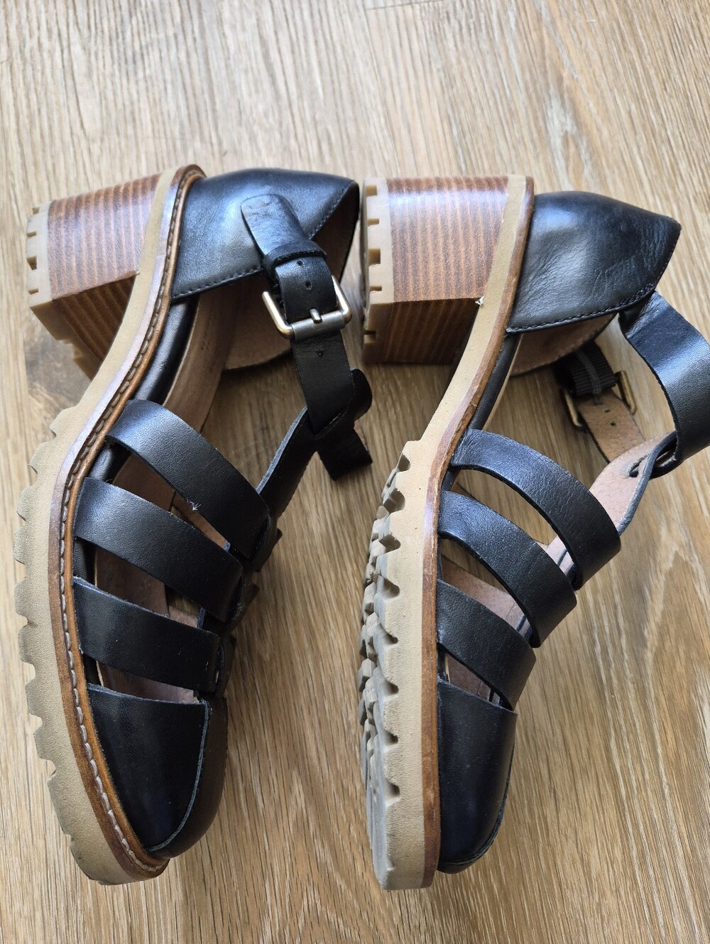 Seychelles Black Leather Strappy Caged Block Heel Sandal Shoe Women's Size 7.5 - Picture 5 of 12